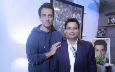 Sonu Sood of Jharkhand met Bollywood actor Sonu Sood