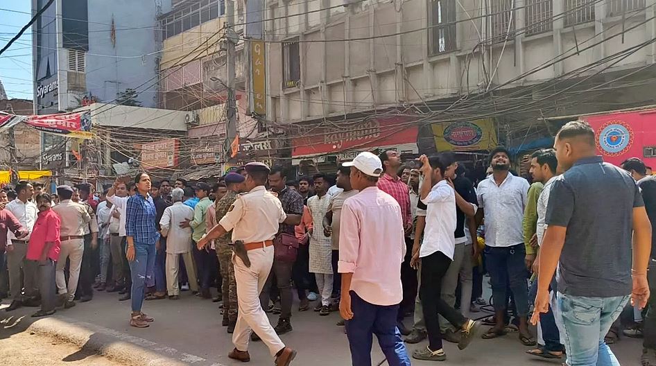 तनिष्क 