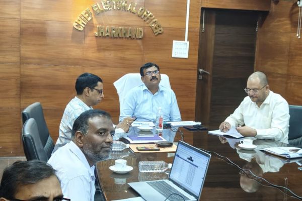 45 घाटशिला विधानसभा उपचुनाव 2025: मुख्य निर्वाचन पदाधिकारी ने मॉक ड्रिल के दिए निर्देश घाटशिला