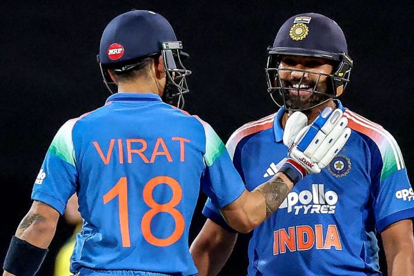 IND vs AUS : भारत ने तीसरा वनडे 9 विकेट से जीता, रोहित-कोहली की जोड़ी चमकी भारत