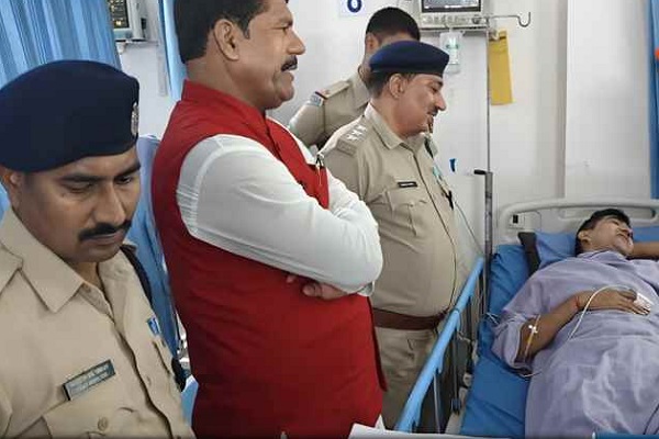 बेगूसराय में बड़ा सड़क हादसा, तीन अधिकारी घायल बेगूसराय
