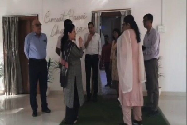 HIV पॉजिटिव ब्लड बच्चों को चढ़ाने के मामले की जांच शुरू, उच्च स्तरीय समिति कर रही तफ्तीश चाईबासा