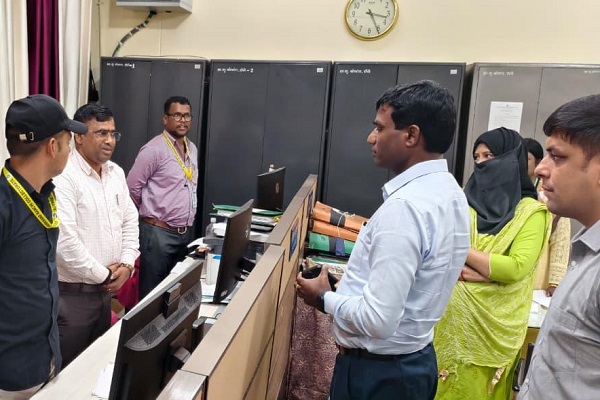 पर्व-त्योहार के बाद एक्शन मोड में रांची डीसी, तीन कर्मचारियों को किया शोकॉज डीसी