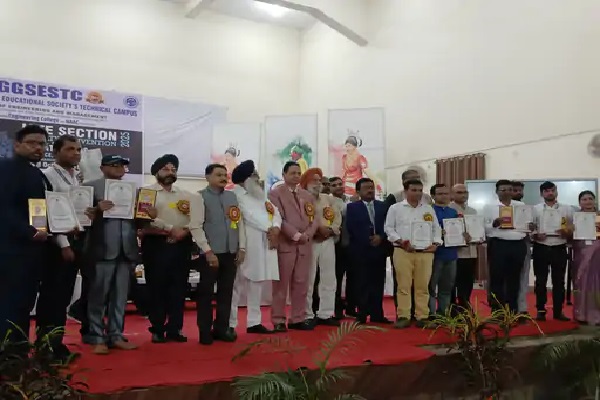 GGSESTC में दो दिवसीय राष्ट्रीय सम्मेलन का आगाज, देशभर के शिक्षाविद और शोधकर्ता हो रहे शामिल GGSESTC