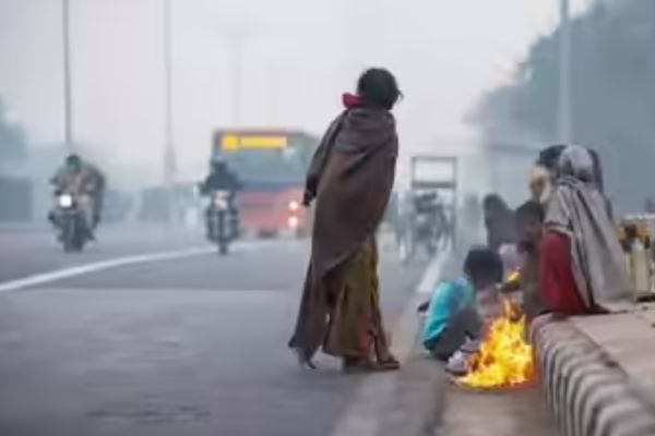 झारखंड में ठंड ने दी समय से पहले दस्तक, 11 जिलों के लिए येलो अलर्ट जारी झारखंड