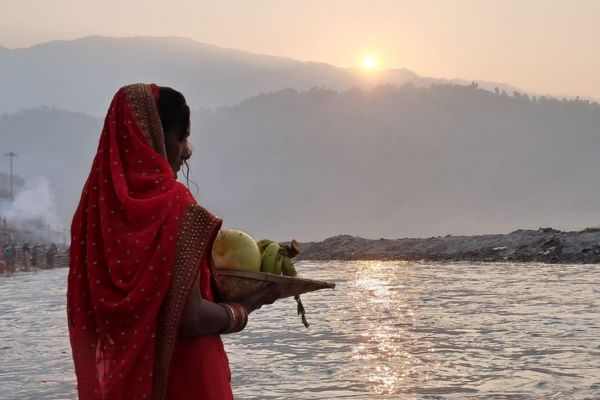 छठ के बाद छह मासिक सूर्योपासना व्रत की शुरुआत, आज पहला रविवार छठ