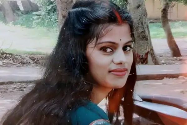 विवाहिता की संदिग्ध मौ’त, ससुरालवालों पर जहर देने का आरोप विवाहिता