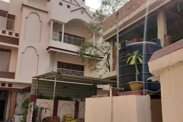 औरंगाबाद उत्पाद अधीक्षक अनिल कुमार आजाद के तीन ठिकानों पर SVU की छापेमारी औरंगाबाद