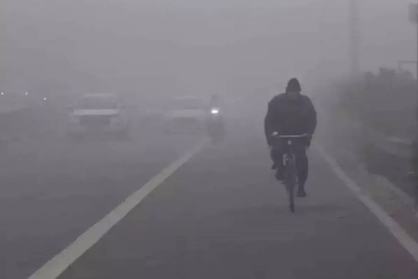 झारखंड में ठंड की दस्तक, रांची समेत कई जिलों में गिरा तापमान झारखंड