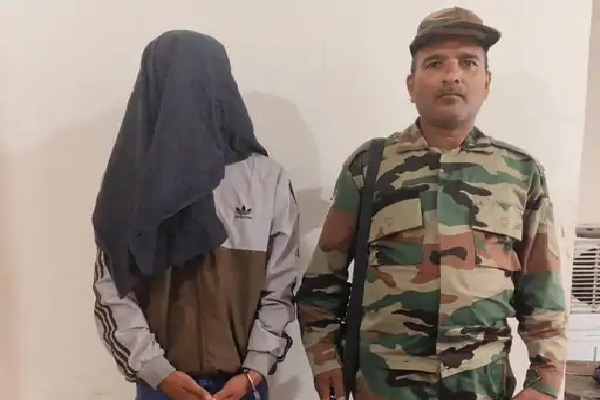 छतरपुर पुलिस का बड़ा खुलासा, बिहार शराब माफिया से जुड़ा बाइक चोर पकड़ाया पुलिस