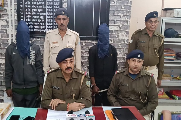 घर का ताला तोड़ उड़ा लिया था गहने और कैश, दो को पुलिस ने दबोचा पुलिस