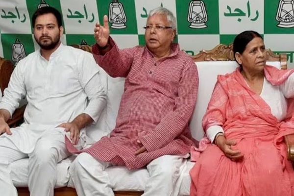लालू परिवार को बड़ी राहत, लैंड फॉर जॉब मामले में टला फैसला लालू