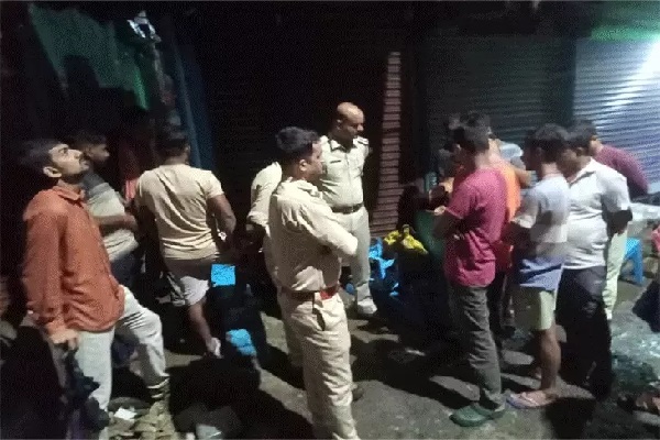 थाने से कुछ ही दूरी पर चोरों का तांडव, चंचला ज्वेलर्स से 15 लाख की चोरी चोरी