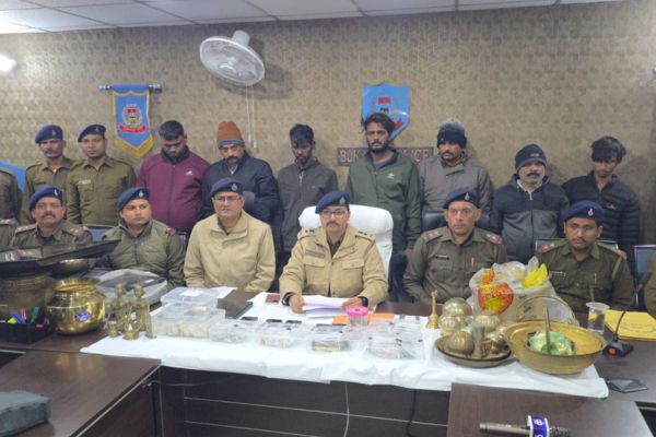 बोकारो में चोरी की 44 वारदातों का खुलासा, दो नाबालिग समेत 9 को पुलिस ने दबोचा