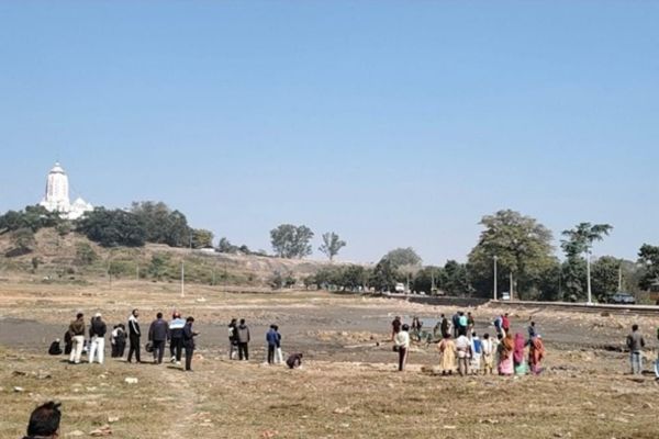 रांची के जगन्नाथपुर तालाब में श’व मिलने से सनसनी, पुलिस जांच में जुटी जगन्नाथपुर