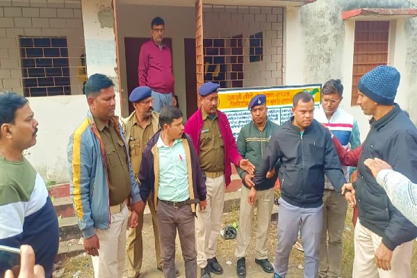 ACB की बड़ी कार्रवाई : राजस्व उप-निरीक्षक और बिचौलिये को रिश्वत लेते रंगे हाथ दबोचा