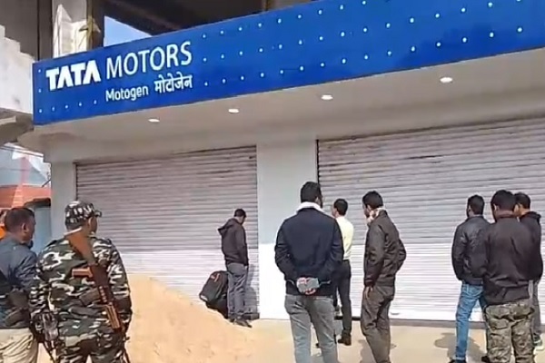 गिरिडीह में एसीबी की बड़ी कार्रवाई, टाटा मोटर्स मोटोजेन शोरूम सील एसीबी
