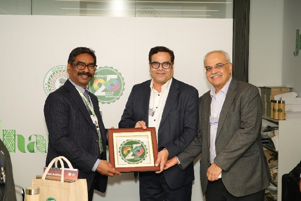 दावोस में सीएम हेमंत सोरेन की इंफोसिस ग्लोबल से मुलाकात, टेक्नोलॉजी और एआई सहयोग पर हुई अहम चर्चा दावोस