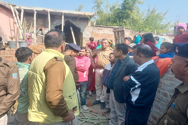 देवघर में 100 सौ साल पुराने धार्मिक स्थल की मरम्मत को लेकर हिंसक झड़प, कई घायल मंदिर