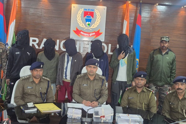 लालू यादव समेत पांच चढ़े रांची पुलिस के हत्थे, हथियार और ब्राउन शुगर जब्त लालू