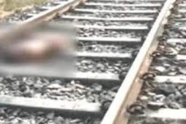 पुंदाग रेलवे लाइन पर मिला अज्ञात व्यक्ति का श’व, इलाके में सनसनी पुंदाग