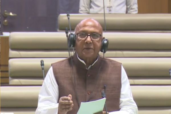 विधानसभा बजट सत्र का दूसरा दिन शुरू, कर्मचारियों की कमी पर उठे सवाल विधानसभा
