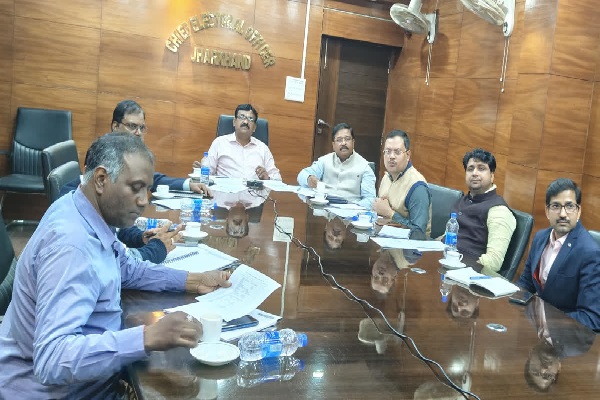 मतदाता बनने की होड़ में खेला! झारखंड के नाम पर सैकड़ों फर्जी दस्तावेज पकड़ाए मतदाता