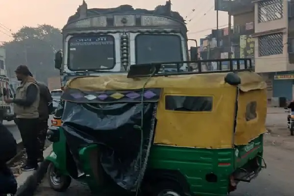 ट्रक
