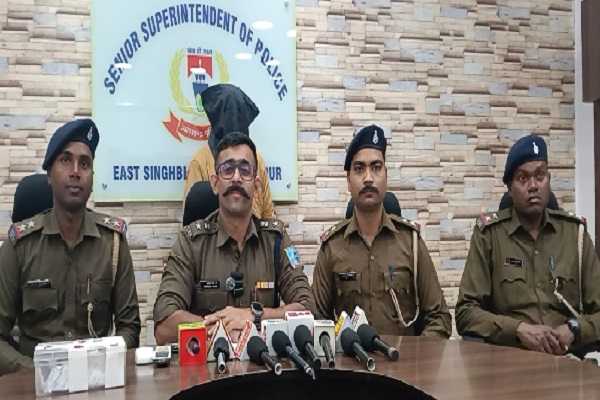 उपमुखिया पति ह’त्याकांड में मुख्य आरोपी गिरफ्तार, हथियार और बाइक बरामद जमशेदपुर