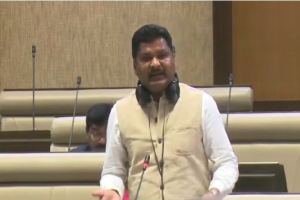 विधानसभा में गूंजा खाली पड़े CO पदों का मुद्दा, राजेश कच्छप उठाए सवाल राजेश कच्छप