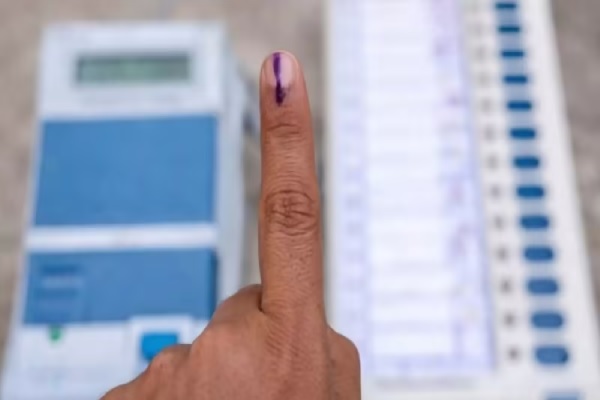 झारखंड निकाय चुनाव : बूथ पर हुई कोई भी गड़बड़ी, तो जा सकती है नौकरी चुनाव