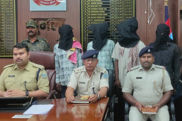 गुमला में बच्चा चोर के शक में विक्षिप्त महिला की पीट-पीटकर ह’त्या, 8 आरोपी गिरफ्तार गुमला