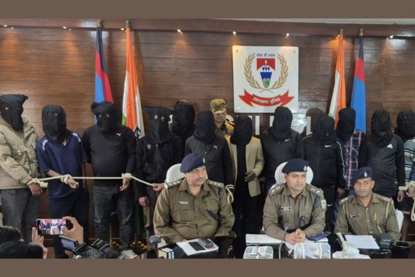 रांची में बाप-बेटे के साथ मारपीट करने वाले 12 गिरफ्तार, राइफल-पिस्टल और 3 SUV जब्त मारपीट