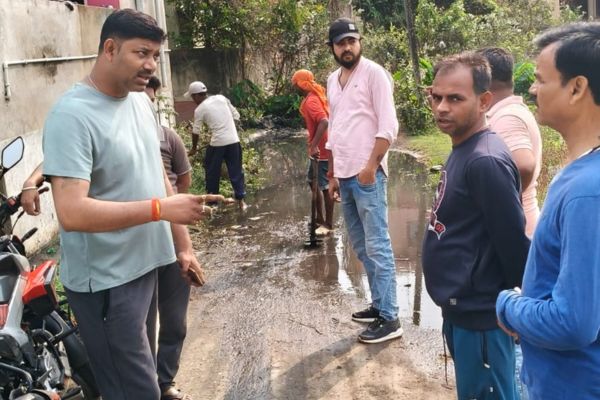 पाकुड़ नगर परिषद उपाध्यक्ष ने किया वार्ड निरीक्षण, नालों और सड़कों की सफाई को दिया जोर उपाध्यक्ष राणा ओझा