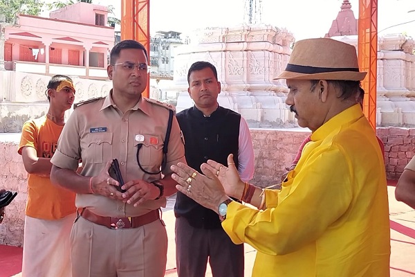 रामनवमी को लेकर रांची पुलिस अलर्ट, एसएसपी ने जुलूस मार्ग और सुरक्षा व्यवस्था का लिया जायजा रामनवमी