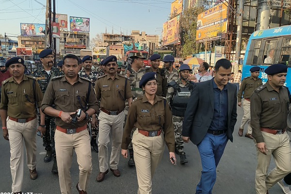 फ्लैग मार्च