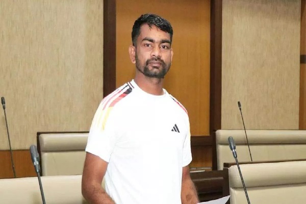 ‘टाइगर’ ने बजट सत्र में सात कटौती प्रस्तावों से हिला डाला सरकार और विपक्ष को जयराम महतो