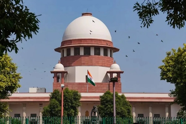 जमीन घोटाला के आरोपी निलंबित हल्का कर्मचारी भानु प्रताप को सुप्रीम कोर्ट से बड़ी राहत जमीन