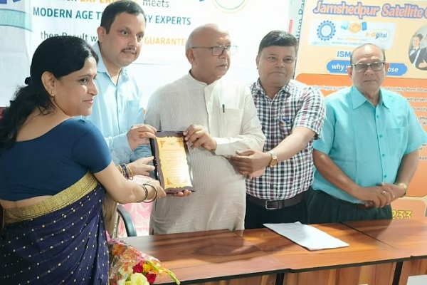 एआई को इंसान का मालिक नहीं, सेवक बनाकर रखें : सरयू राय सरयू राय