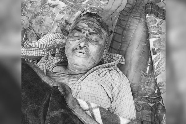 जुआरी बेटे ने पिता को उतारा मौ’त के घाट, कुदाल से वार कर की ह’त्या जुआरी