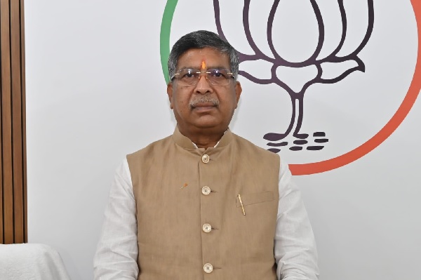 पंचायत चुनाव से पहले झारखंड में सियासत तेज: केंद्र की राशि पर भाजपा-झामुमो आमने-सामने