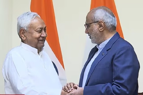 नीतीश कुमार