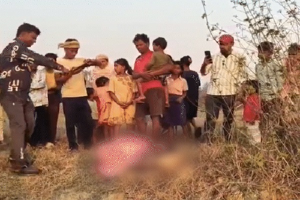 रामगढ़ में हाथियों का कहर, तीन लोगों को कुचलकर मा’र डाला रामगढ़