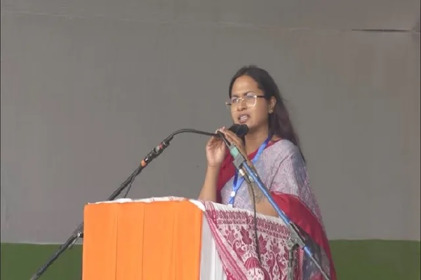 BJP सरकार से त्रस्त चाय बागान श्रमिक, नेहा तिर्की बोलीं- बदलेगी असम की सत्ता शिल्पी नेहा तिर्की