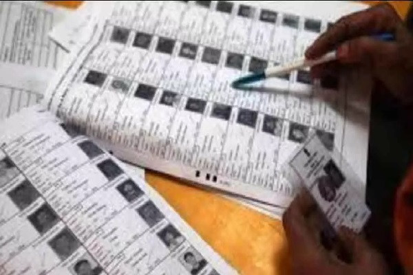 36 करोड़ मतदाताओं तक पहुंचने की तैयारी, झारखंड समेत 16 राज्यों और 3 केंद्र शासित प्रदेशों में होगा SIR SIR