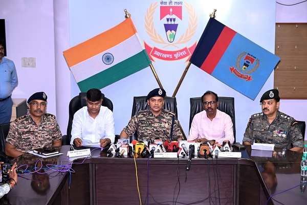 ‘ऑपरेशन कोटिनिर’ से फतह हुआ खपिया जंगल, 15 लाख के इनामी और महिला सहित 4 नक्सलियों का खात्मा खपिया