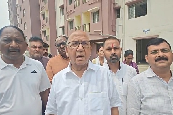 PM आवास योजना में देरी पर भड़के सरयू राय, बोले- अब खुद घरों में घुसेंगे लाभुक सरयू राय