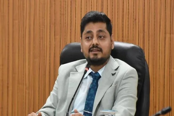 मुख्य सचिव के आदेश के बाद धनबाद में तबादलों की सूची जारी मुख्य सचिव