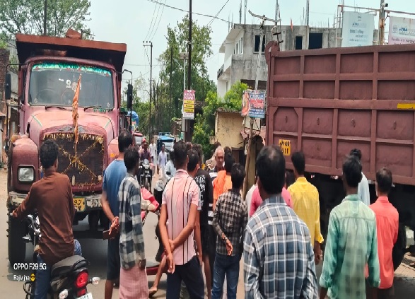 जामताड़ा में सड़क हादसे में युवक की मौ’त, गुस्साए लोगों ने रोड जाम कर किया बवाल