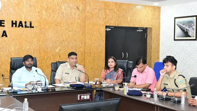 बकरीद को लेकर चतरा प्रशासन अलर्ट, संवेदनशील इलाकों में होगा फ्लैग मार्च और ड्रोन से निगरानी